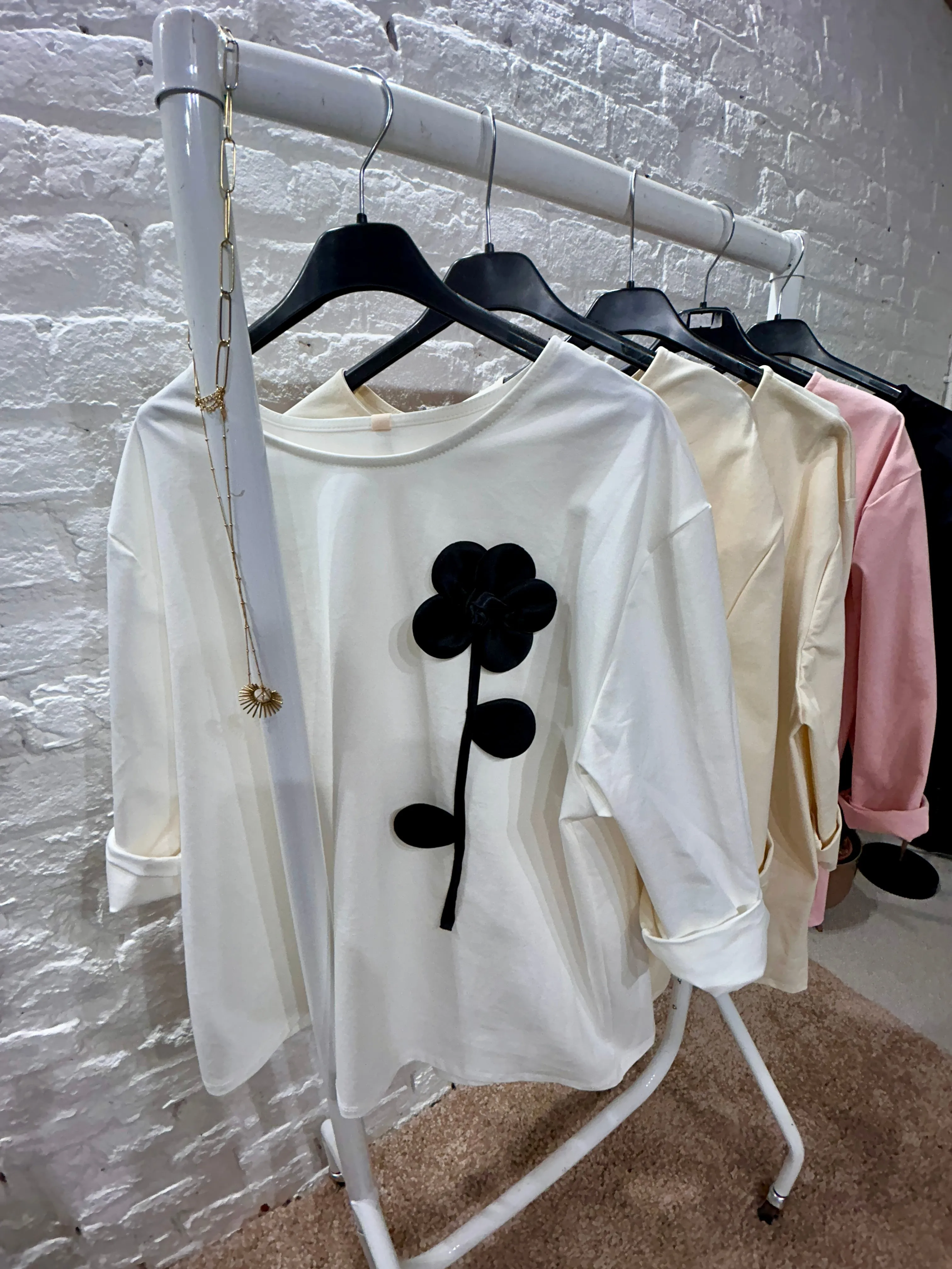 Chelsea 3D Flower Lux Flower Lounge Top Sweater