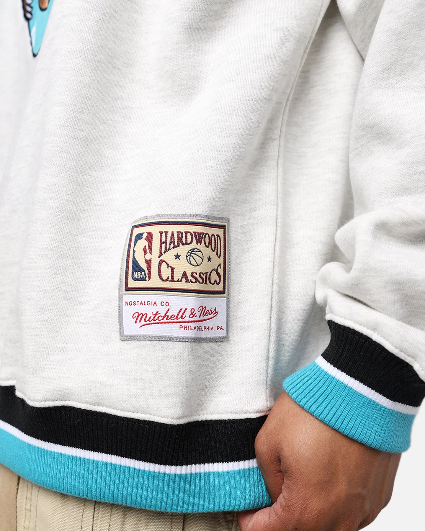 Mitchell & Ness Memphis Grizzlies Shooting Crewneck Silver Marle